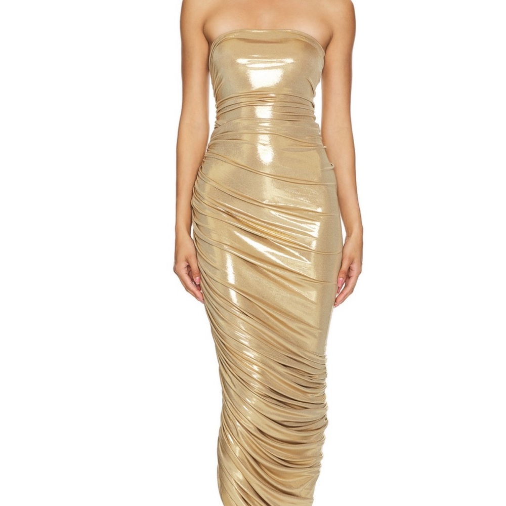 Elegant Gold Strapless Dress